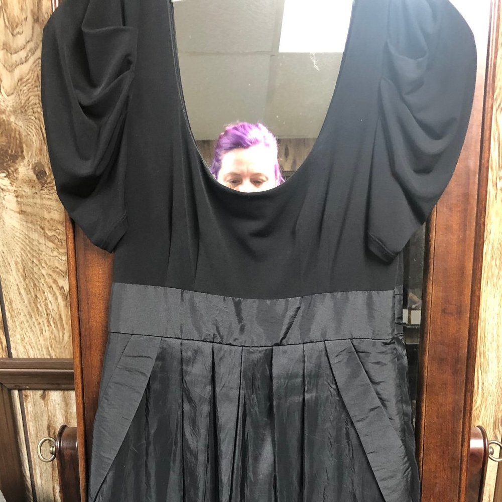 Cocktail dress - with pockets!!